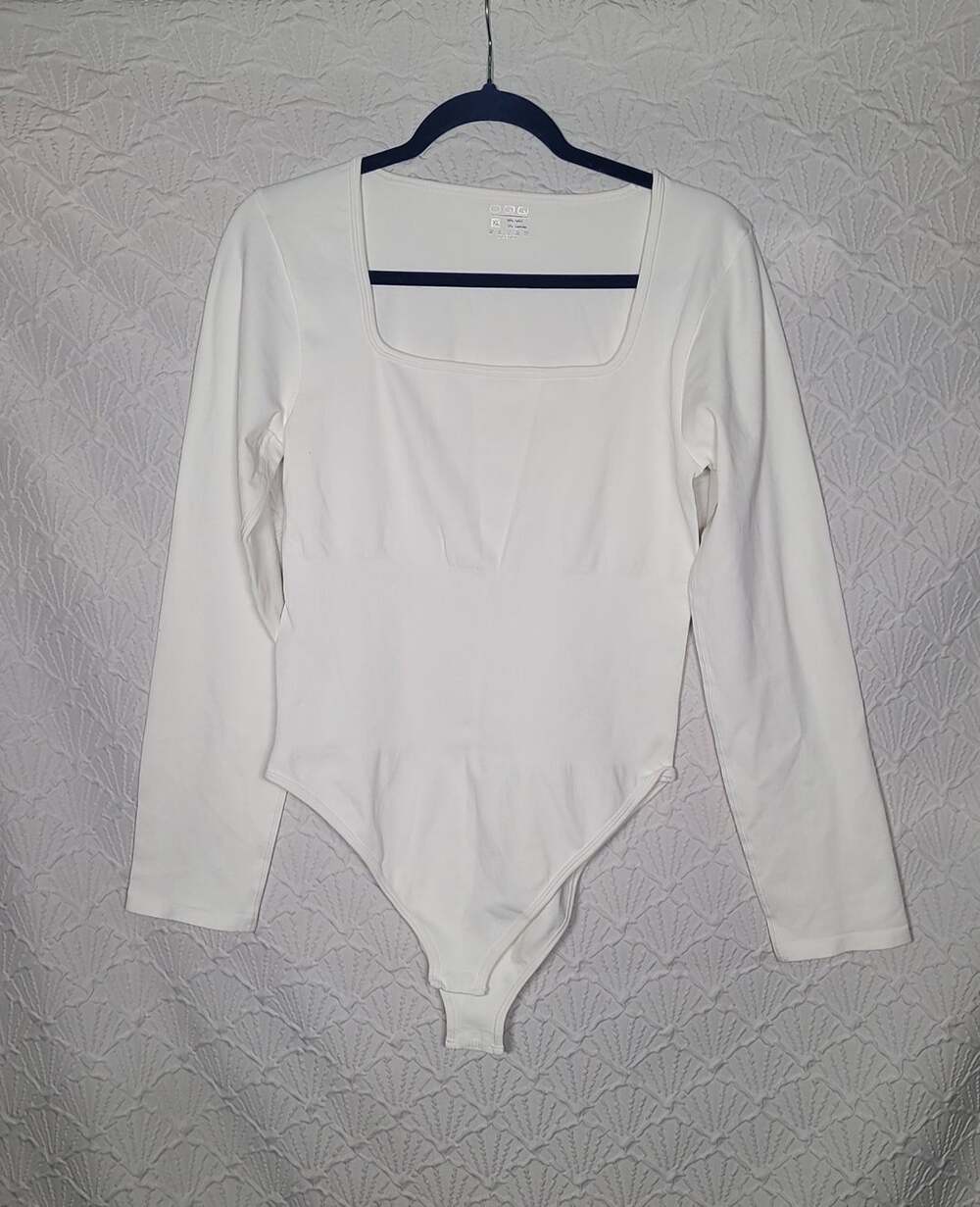 QQQ White Square Neck Long Sleeve Bodysuit Size XL